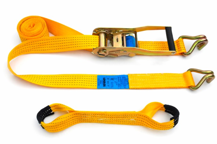 Pas do mocowania auta na lawecie z szelką