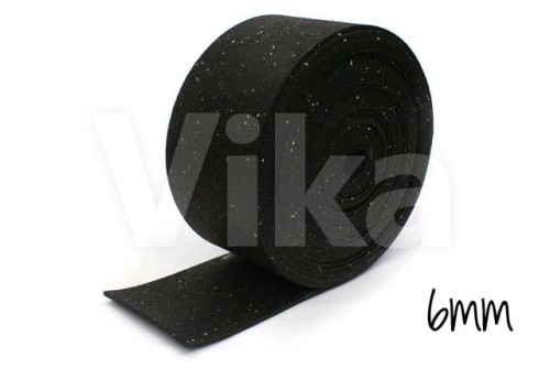 Maty antypoślizgowe - grubość 6 mm - wymiary: 15 cm x 13.5 m