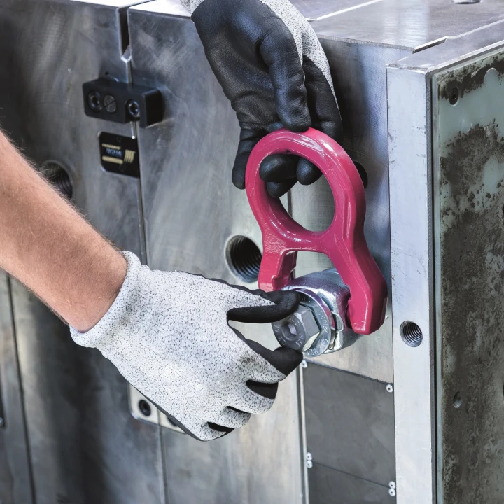 Śruba do podnoszenia ACP-TURNADO z różną długością śruby wraz z nakrętką i podkładką