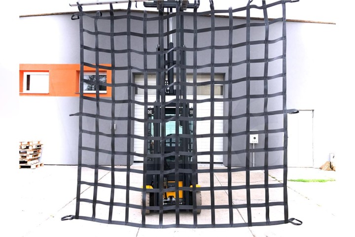 Siatka na tor przeszkód